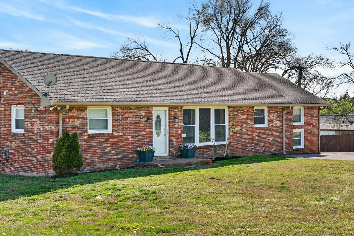 501 Green Ln, Whites Creek, TN 37189 - #1