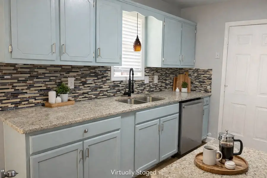 691 Artic Ave, Oak Grove, KY 42262 - #3