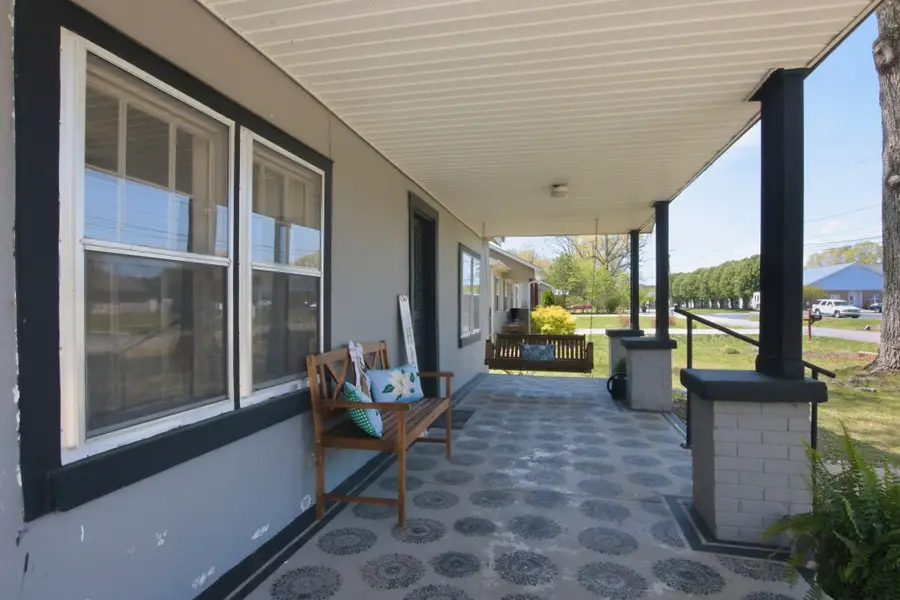 234 Reeves St, Tullahoma, TN 37388 - #3