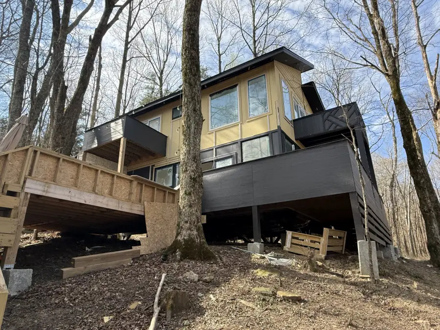 3174 Gap Rd, Altamont, TN 37301 - #3