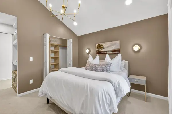 4001 Dumbarton Dr, Nashville, TN 37207
