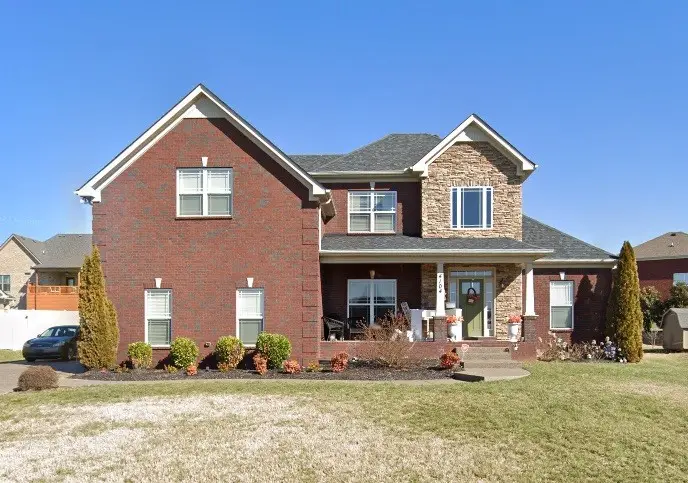 4104 Stony Point Dr, La Vergne, TN 37086 - #1