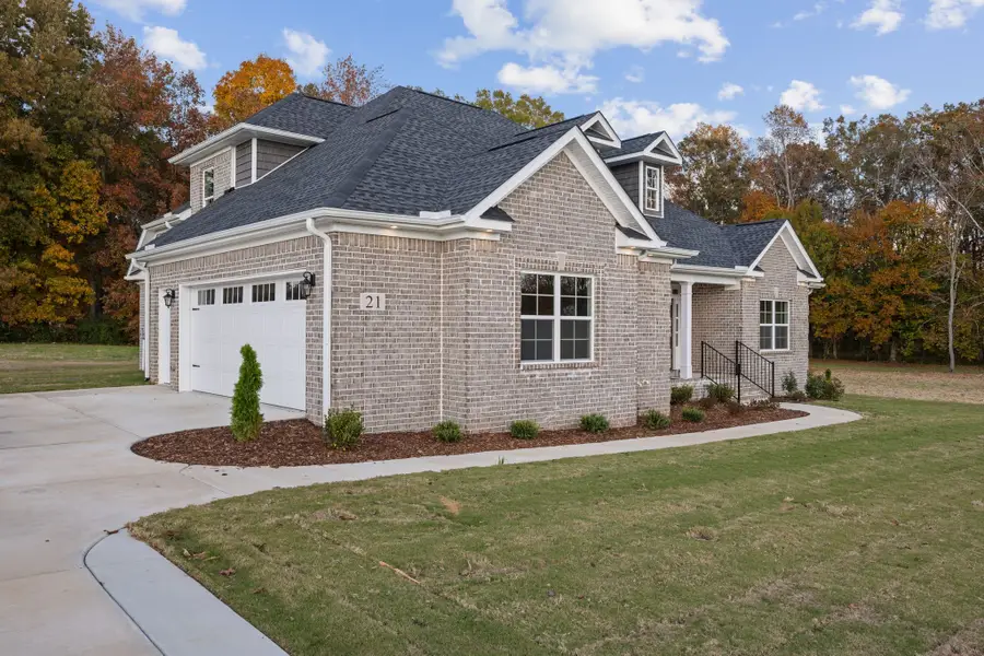 21 Hancock Branch Dr, Fayetteville, TN 37334 - #3