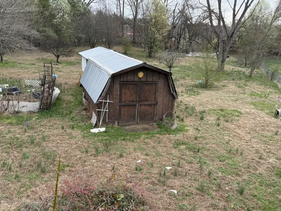 1369 Gip Manning Rd, Clarksville, TN 37042 - #3