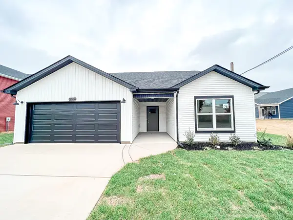 2669 Brewster Dr, Clarksville, TN 37042