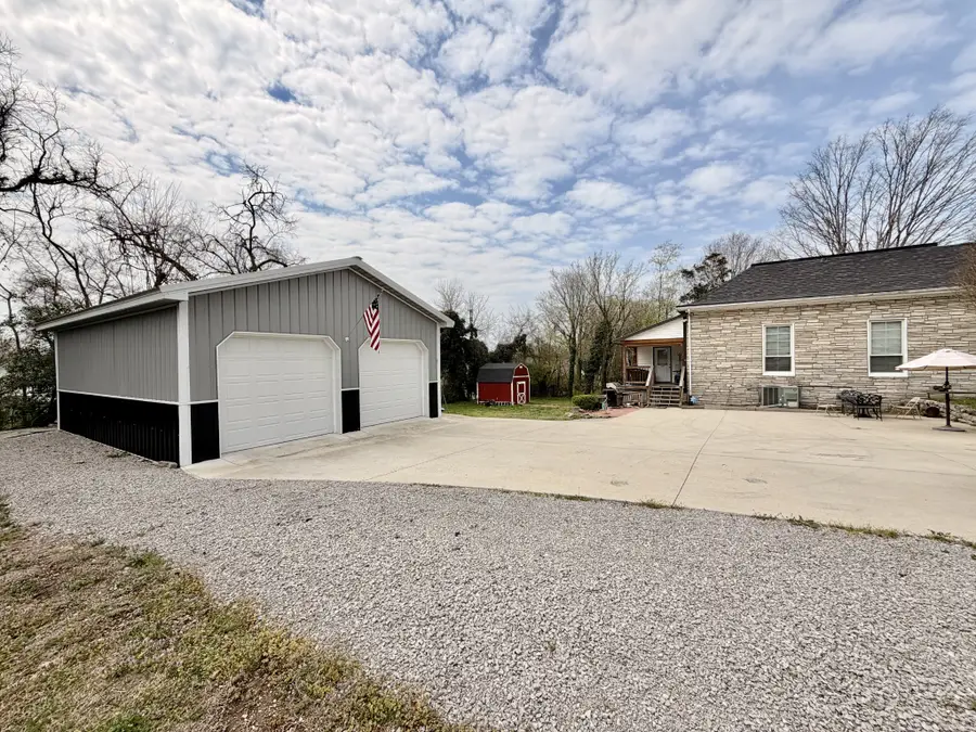 525 E Washington St, Pulaski, TN 38478 - #3