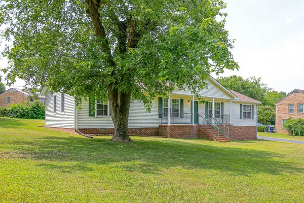 517 Woods Dr, Columbia, TN 38401