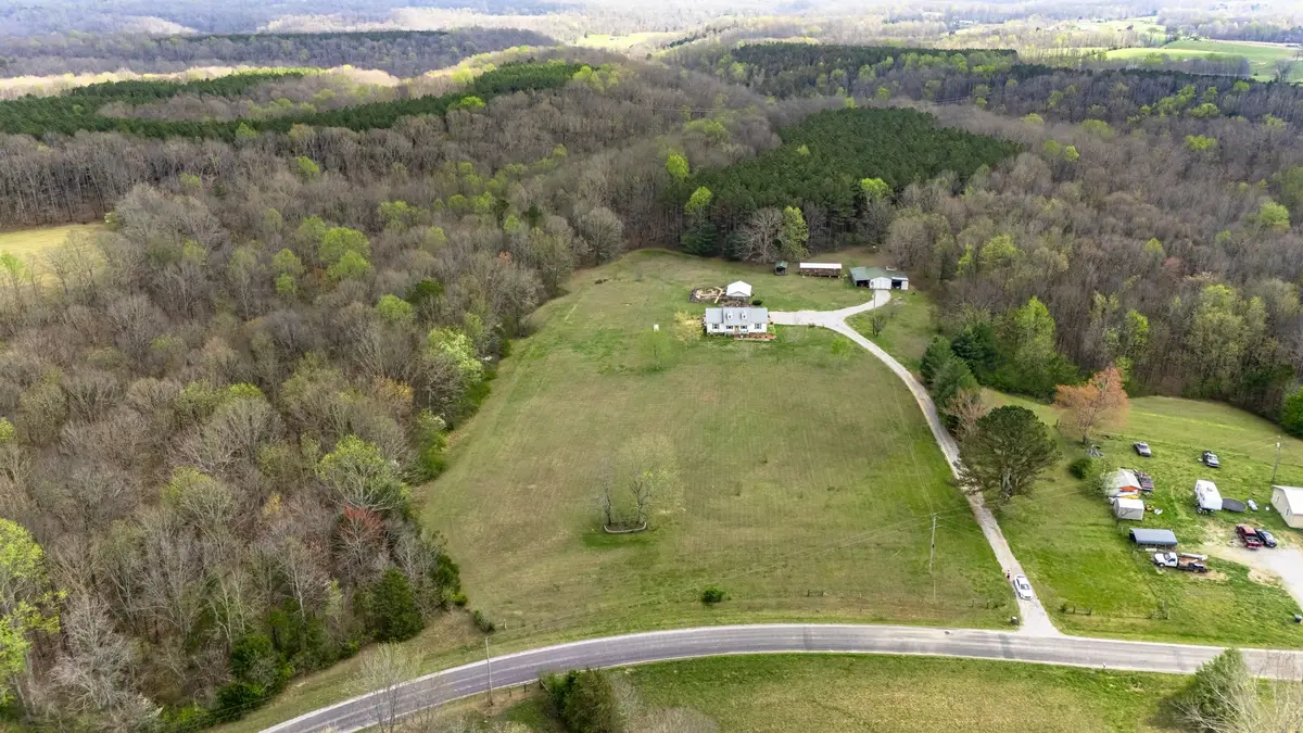 2950 Womble Ridge Rd, Ethridge, TN 38456 - #1