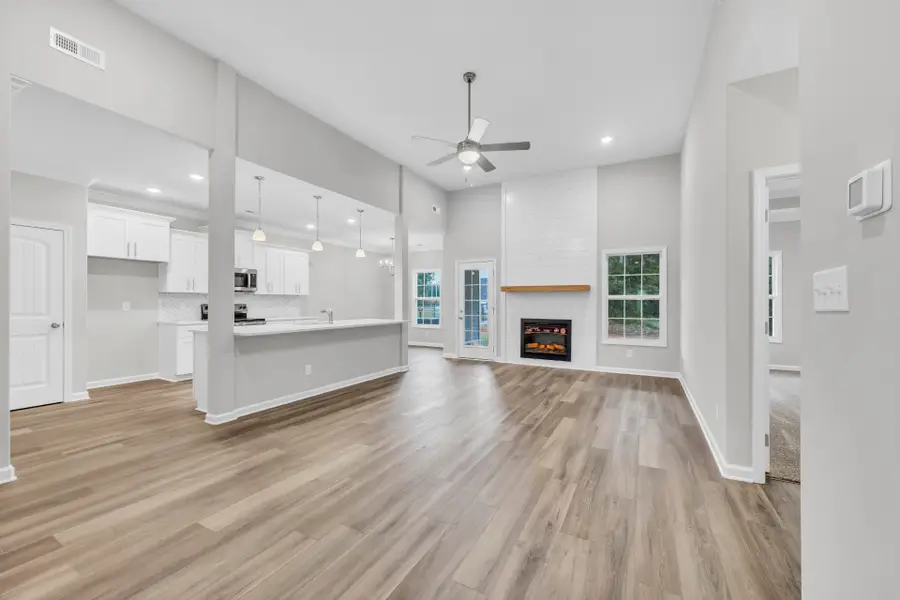 651 Marblewing Ct, Clarksville, TN 37043 - #3