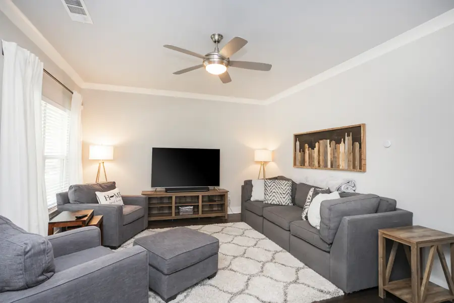 1409 57th Ave N, Nashville, TN 37209 - #3