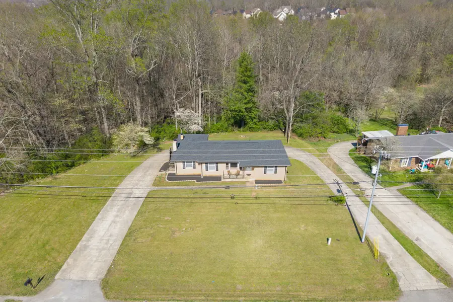 2403 Ashland City Rd, Clarksville, TN 37043 - #3