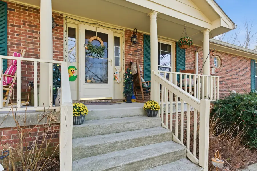 8073 Ridgewood Rd, Goodlettsville, TN 37072 - #3