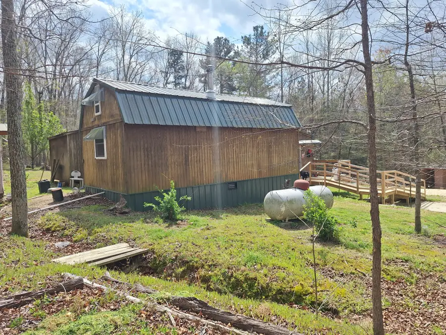 1622 Hill Chapel Rd, Big Sandy, TN 38221 - #3