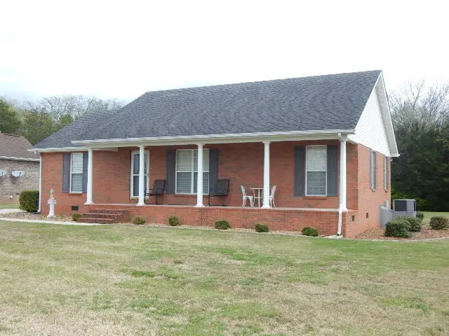 385 Creek Ln, McMinnville, TN 37110 - #1