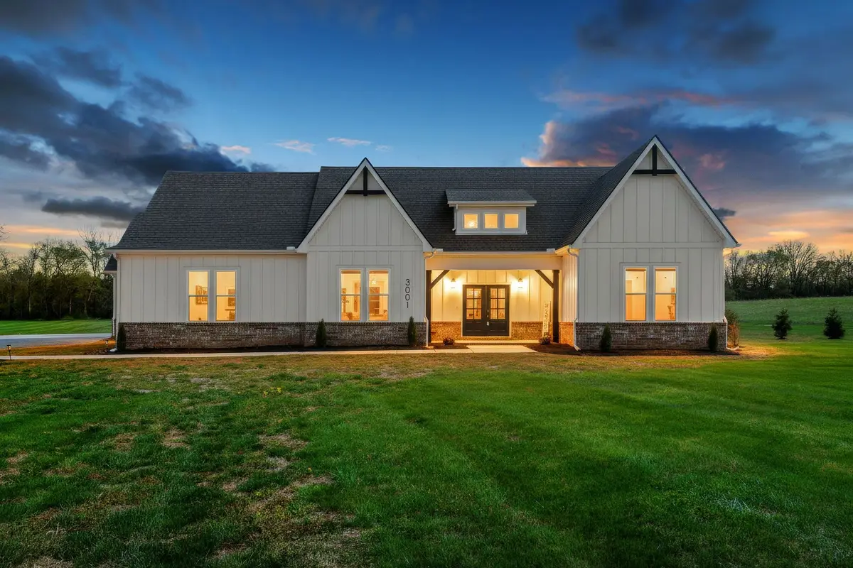3001 Midland Acres Dr, Bell Buckle, TN 37020 - #1