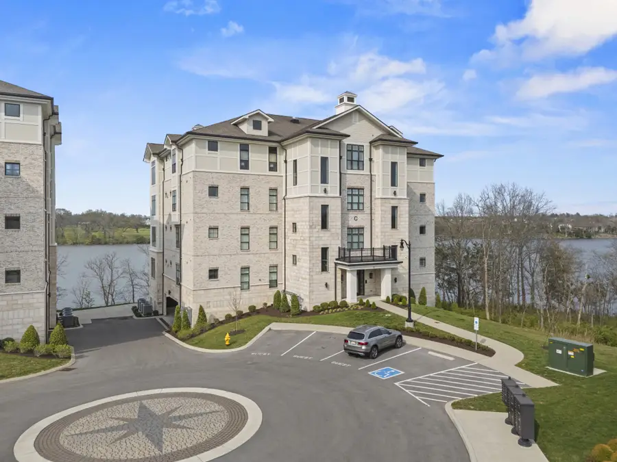 1024 Club View Dr #C302, Gallatin, TN 37066 - #2