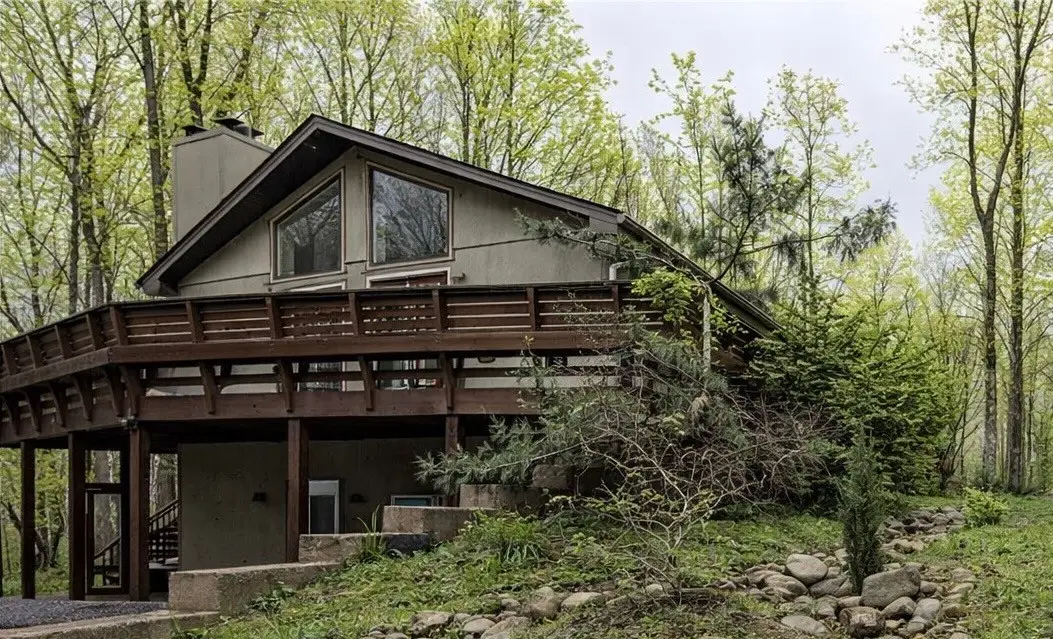 1073 Crane Ct, Kingston Springs, TN 37082 - #1