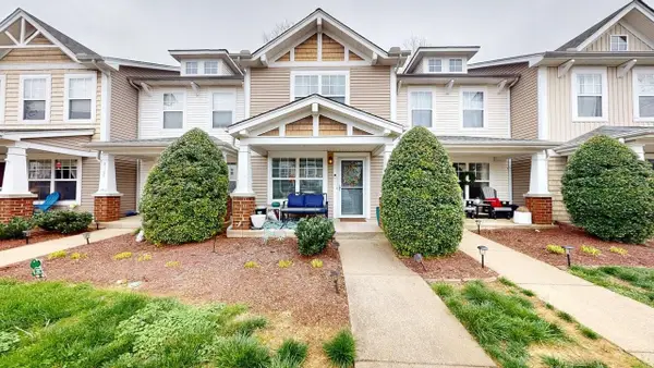 3105 Harpeth Springs Dr, Nashville, TN 37221