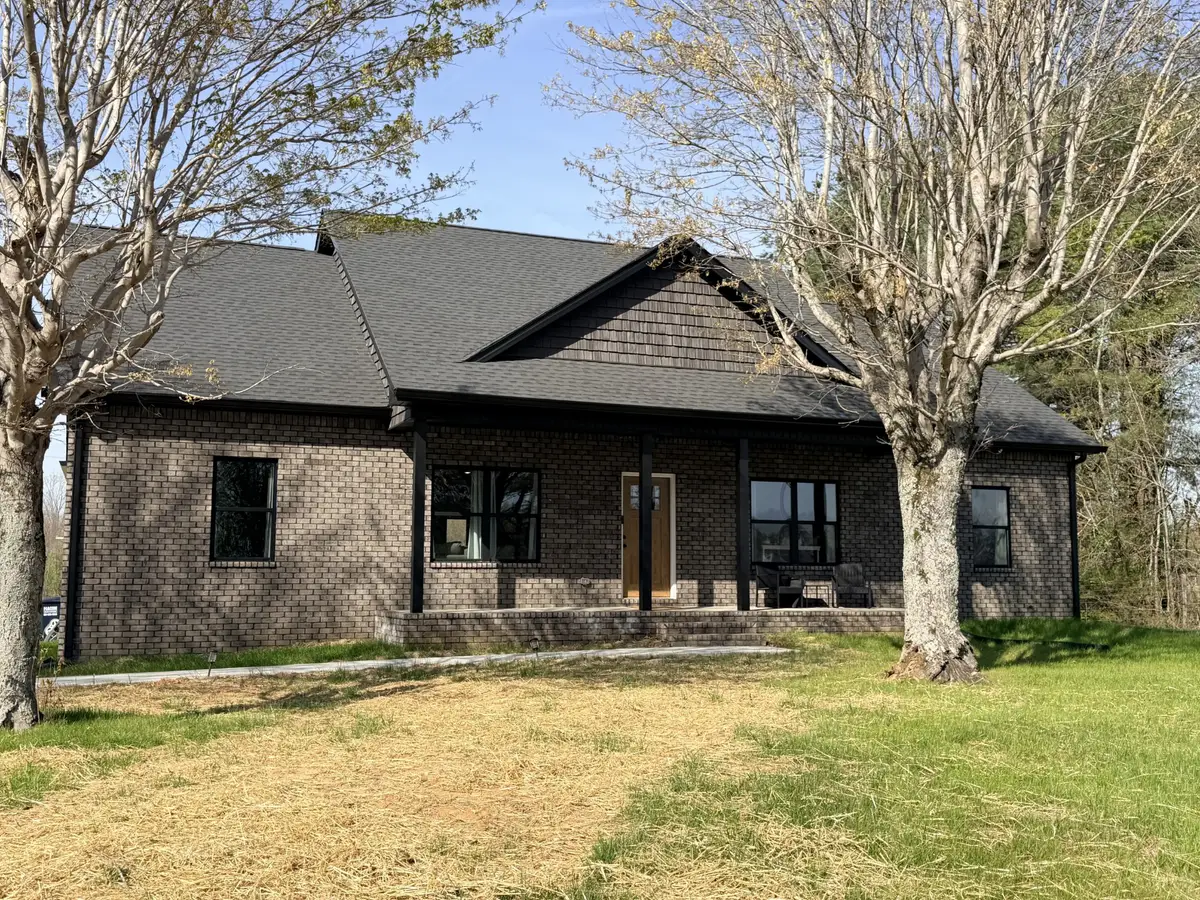 4421 Long Creek Rd, Lafayette, TN 37083 - #1