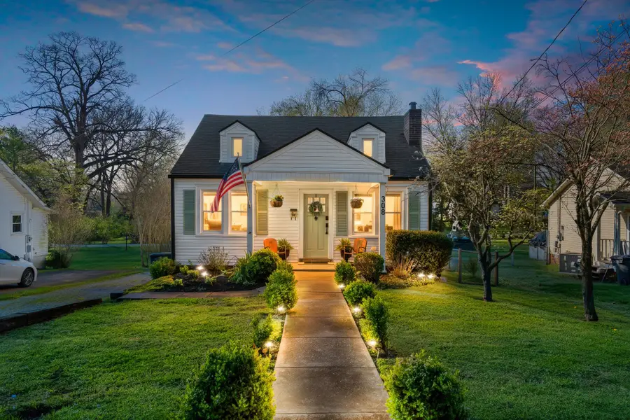 308 5th Ave, Columbia, TN 38401 - #2