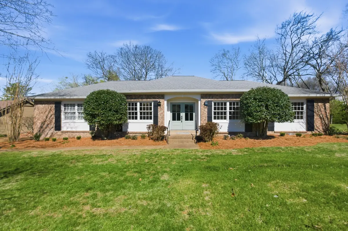 112 Carnousti Dr, Franklin, TN 37069 - #1