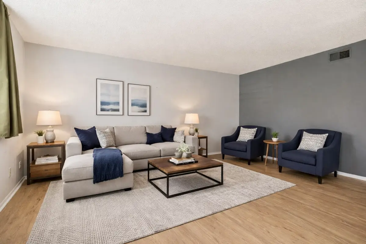 947 Coarsey Dr, Nashville, TN 37217 - #1