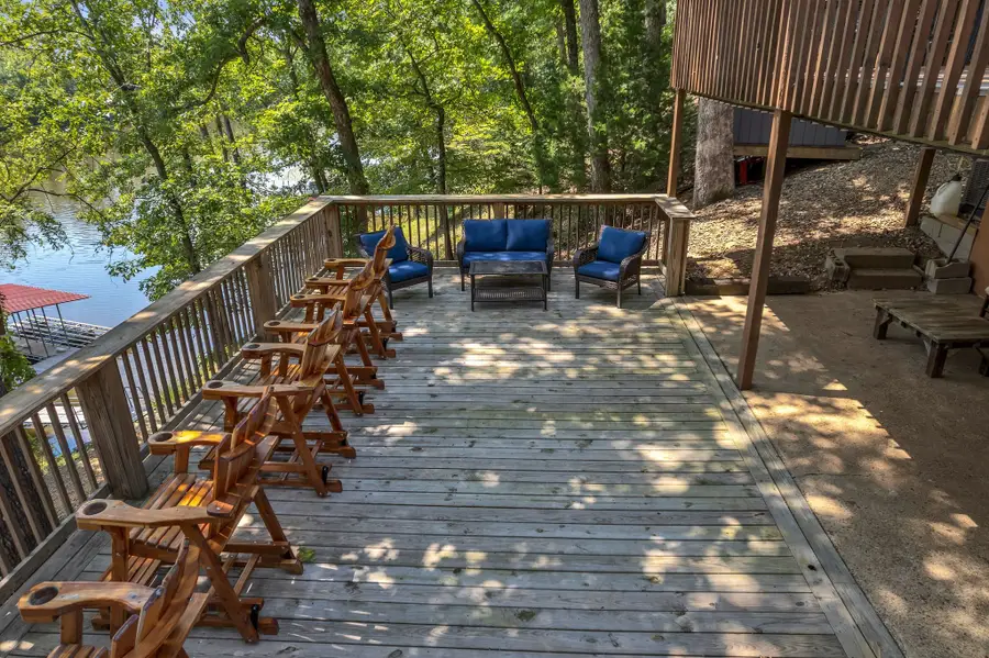 81 Davis N Lake Access Rd, Camden, TN 38320 - #3