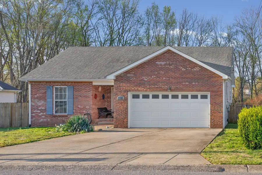 416 Faulkner Dr, Clarksville, TN 37042 - #3