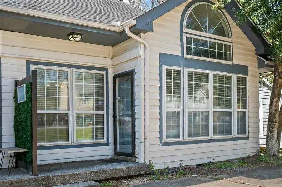 1119 Waggoner Ct W, Nashville, TN 37214 - #2