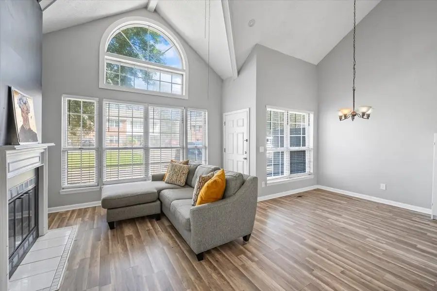 1119 Waggoner Ct W, Nashville, TN 37214 - #3