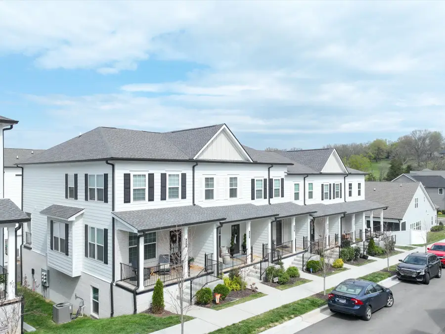 720 Fordham Dr, Brentwood, TN 37027 - #2