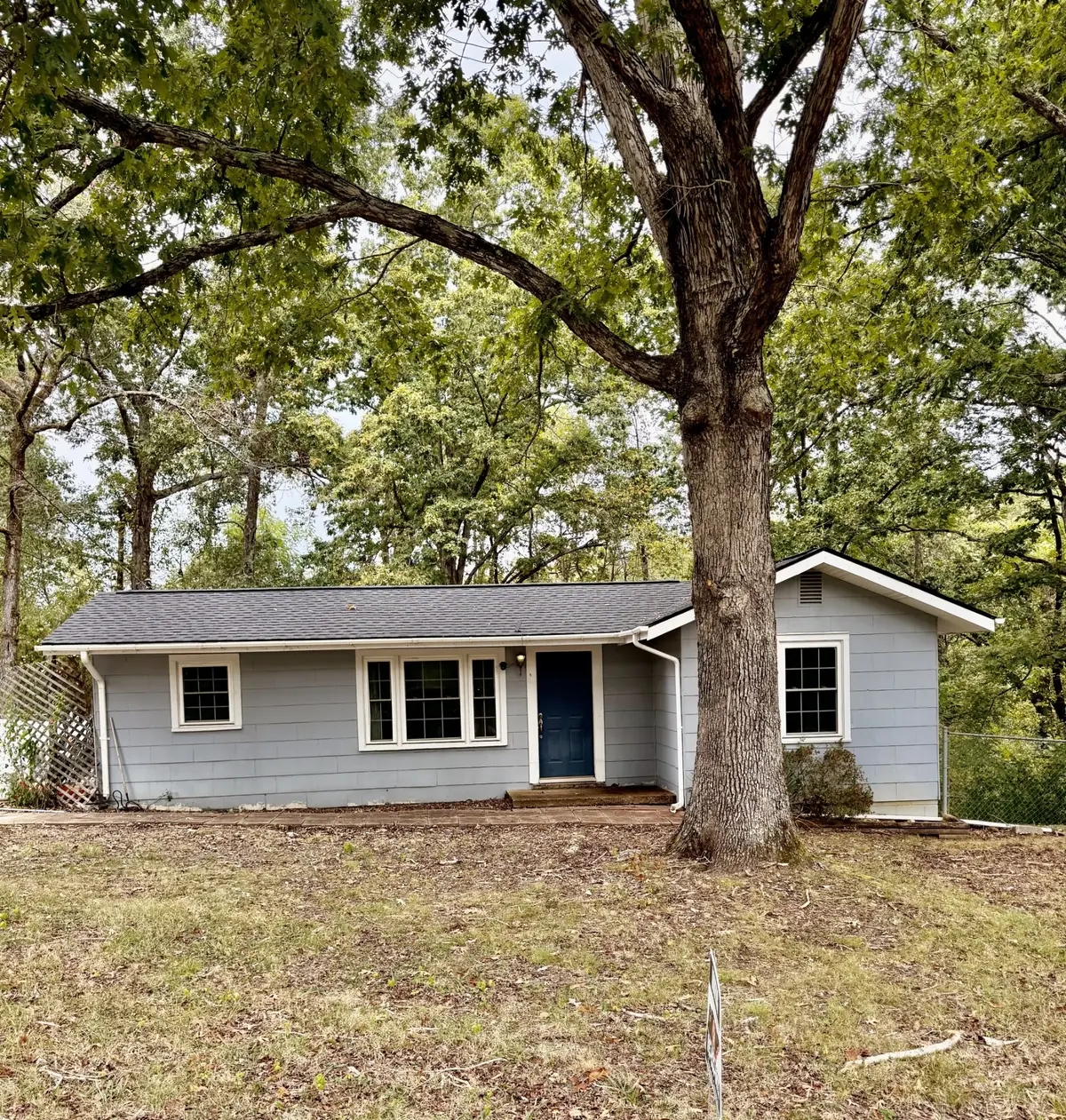 107 W End Dr, Waverly, TN 37185 - #1