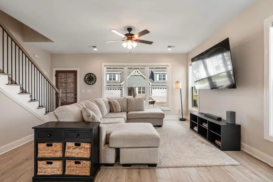 1130 Malinda Ln, Greenbrier, TN 37073 - #2