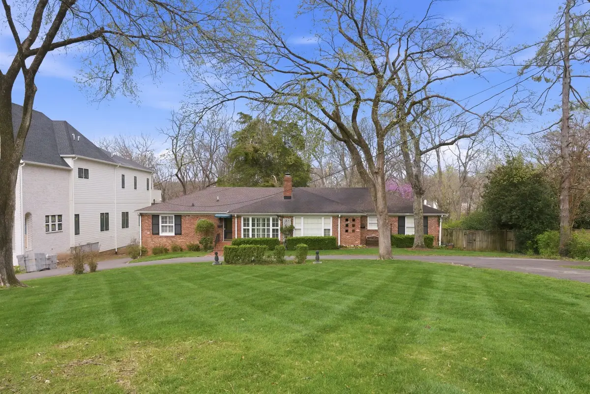 3802 Harding Pl, Nashville, TN 37215 - #1