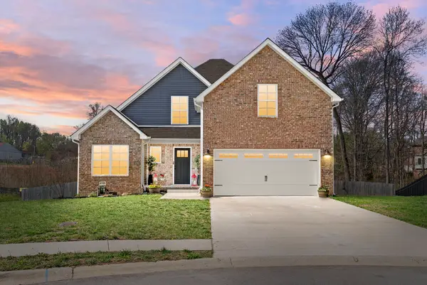 196 Cameron Ct, Clarksville, TN 37042