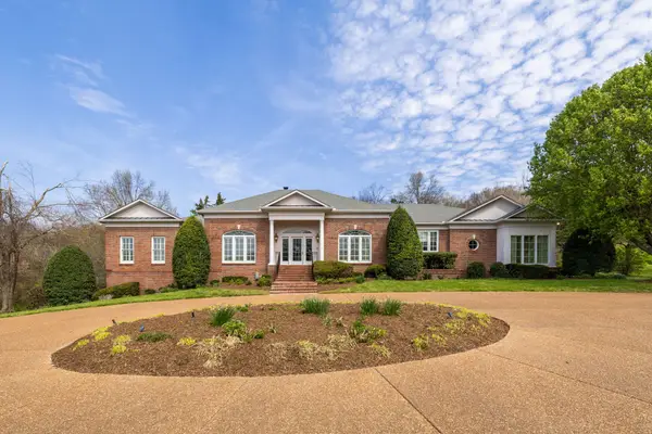 2017 Sunset Hills Ter, Nashville, TN 37215