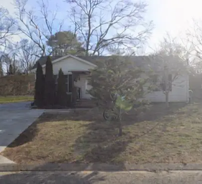 1101 N Lakeshore Dr, Murfreesboro, TN 37130