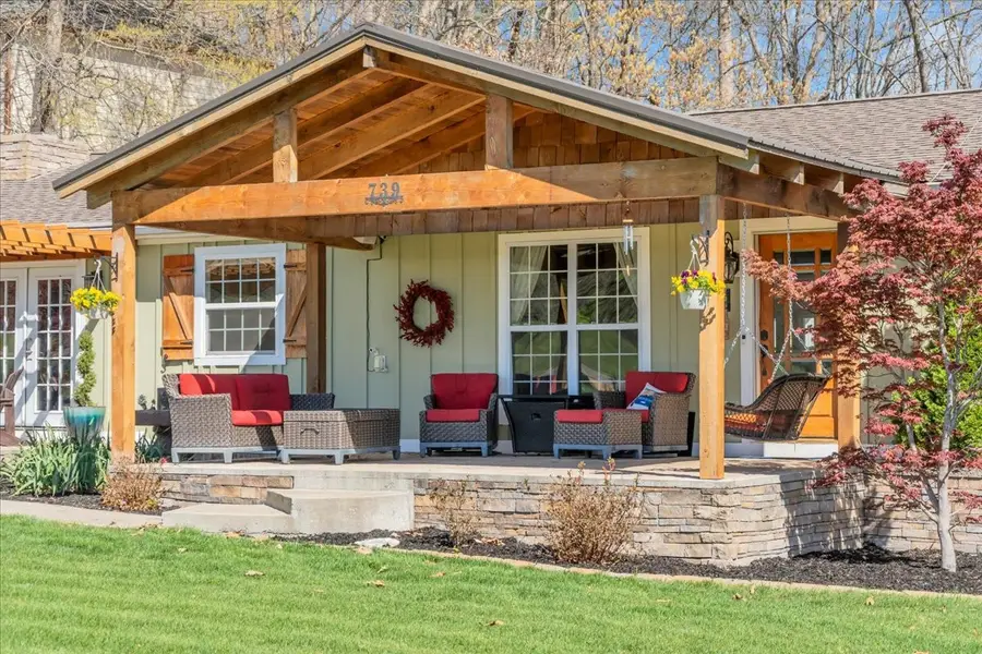 739 Lakeview St, Estill Springs, TN 37330 - #3