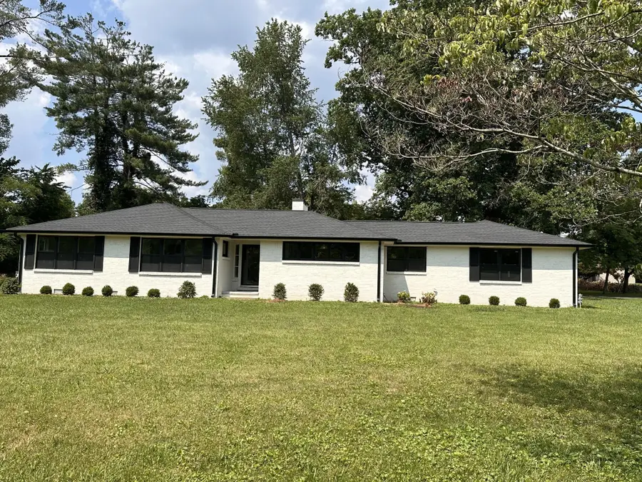 202 Westwood 5th Ave, McMinnville, TN 37110 - #2