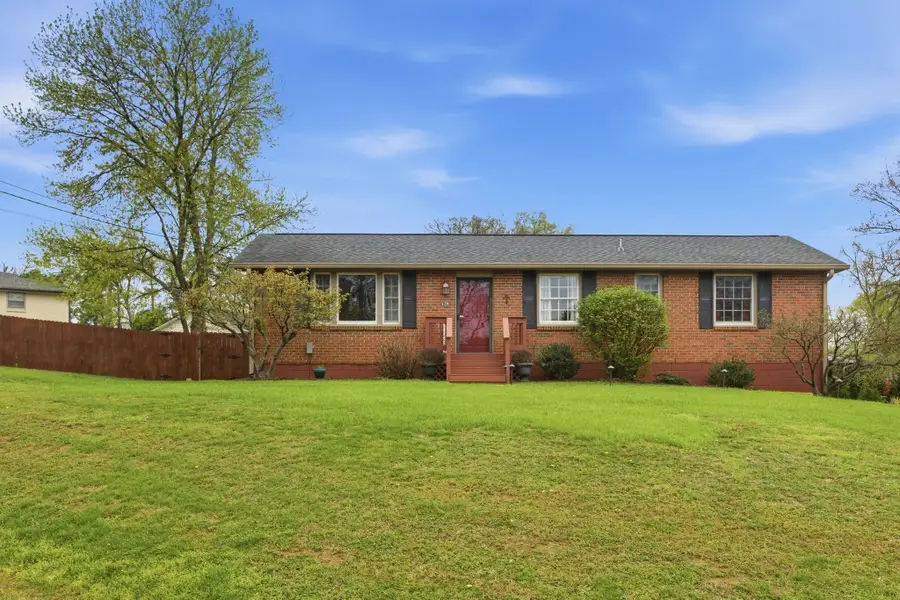 114 Shadow Ln, Hendersonville, TN 37075 - #2