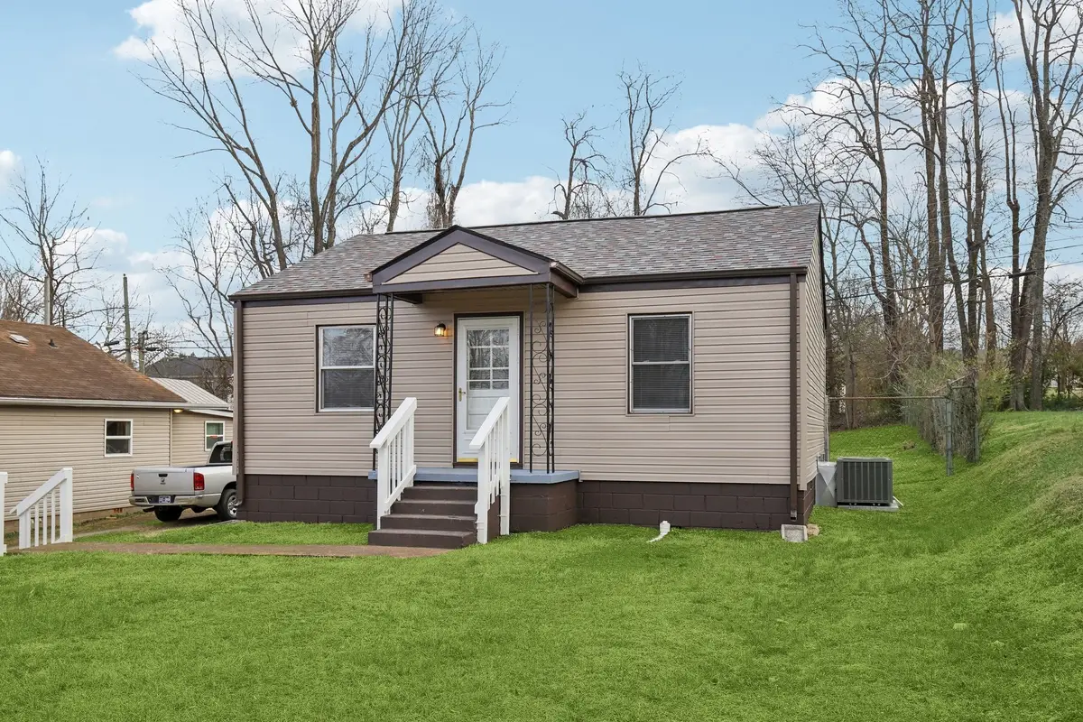 172 Hadley Dr, Clarksville, TN 37042 - #1