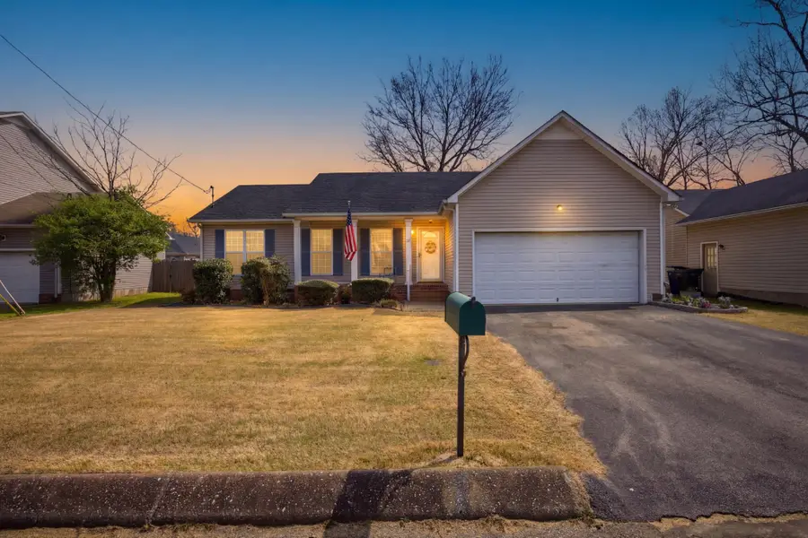 1753 University Dr, Columbia, TN 38401 - #2