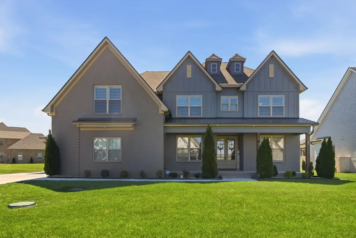 3705 Carriage Dr, Murfreesboro, TN 37128 - #1