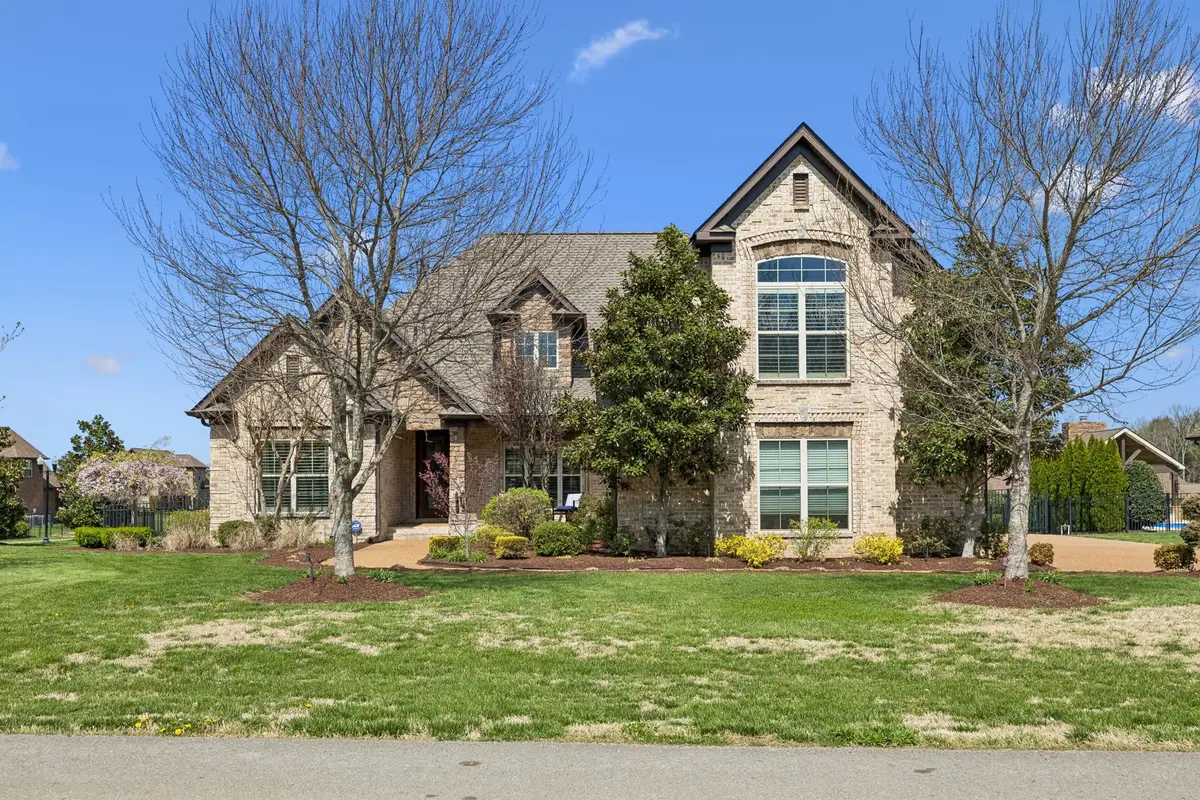 559 Burnett Rd, Mount Juliet, TN 37122 - #1