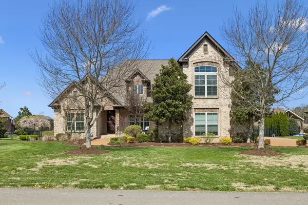 559 Burnett Rd, Mount Juliet, TN 37122