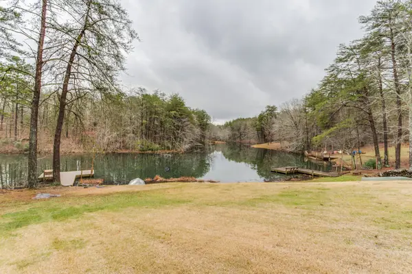 374 Eagle Lake Rd, Coalmont, TN 37313