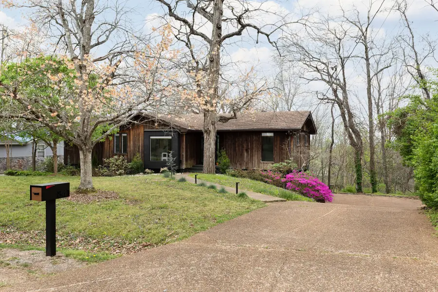 841 Stirrup Dr, Nashville, TN 37221 - #2