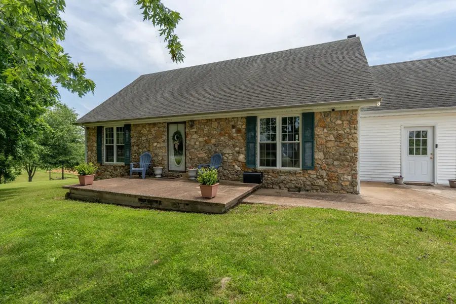 103 Daniel Cir, Collinwood, TN 38450 - #2