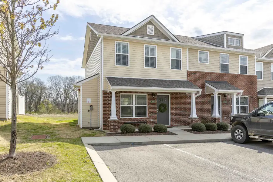 1061 Wells Way, Spring Hill, TN 37174 - #2