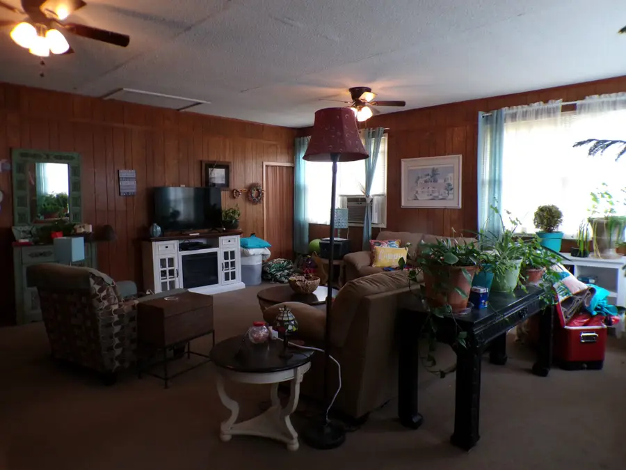 1057 S Ellington Pkwy, Lewisburg, TN 37091 - #3